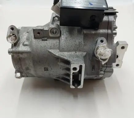 Nissan Leaf II (ZE1) Air conditioning (A/C) compressor (pump) 296005SA0B