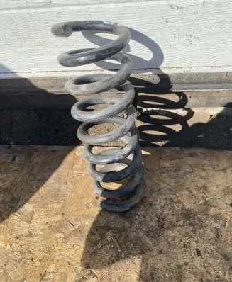 Mercedes-Benz C W204 Front coil spring G965