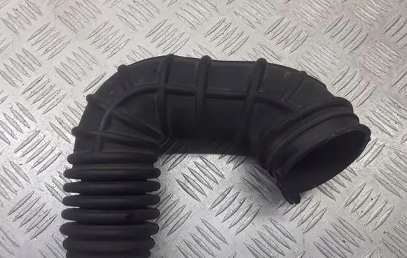 Ford Fiesta Air intake hose/pipe