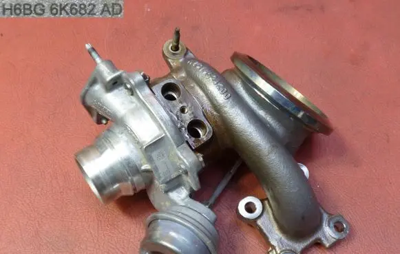 Ford Focus Turbo H6BG6K682AD