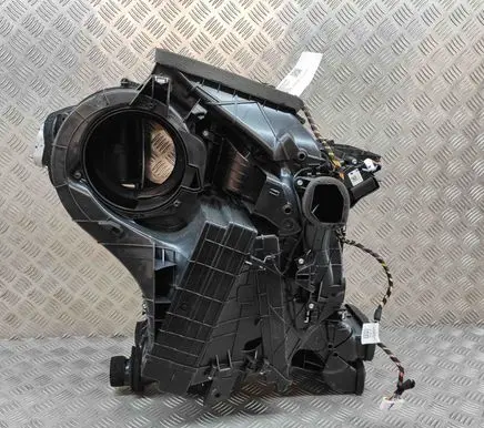 Tesla Model Y Interior heater climate box assembly 150064000A 149471498G