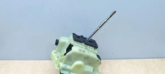 Mercedes-Benz E W211 Gear shift rod A2112675824