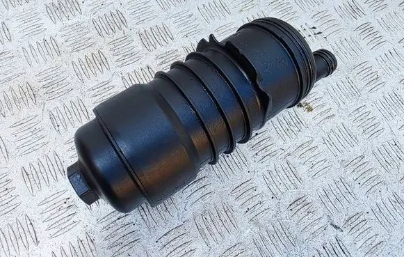 Audi A8 S8 D3 4E Oil filter mounting bracket 8558686