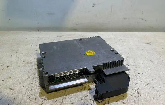 Volkswagen Phaeton Phone control unit/module 3D0035704D S8110 HCP40