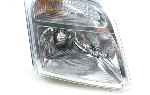 Ford Connect Headlight/headlamp 