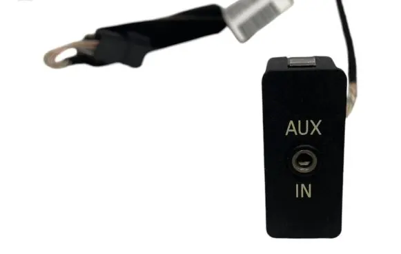 BMW 3 E90 E91 AUX in-socket connector 6930561 61316930561