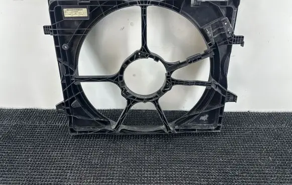 Dodge Durango III Radiator cooling fan shroud 52014773AA T773AA03827953