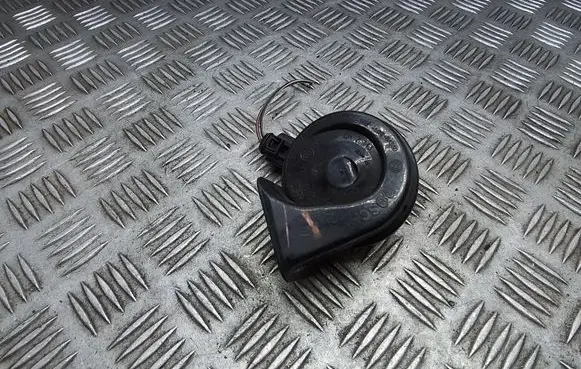 Volkswagen Golf V Horn signal 011157 CH2143 703881157