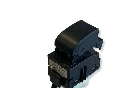 Toyota Avensis T250 Electric window control switch 37080A206B03