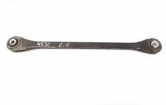 Rear control arm