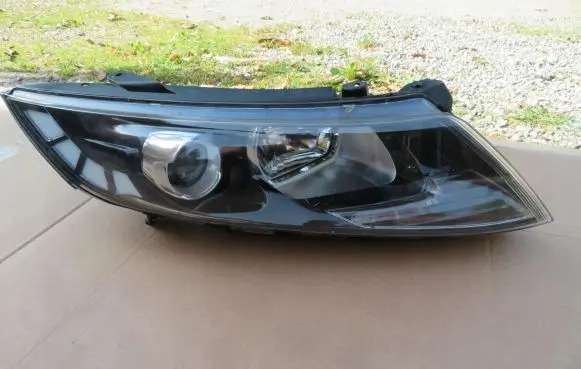 KIA Optima Headlight/headlamp 92102-4U050