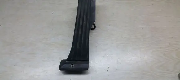 BMW 1 E81 E87 Accelerator throttle pedal 3542678658901 6PV00937920 12037310