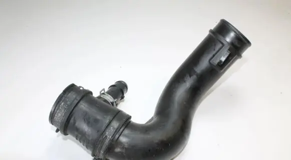 Mazda 3 II Air intake hose/pipe SH0113231
