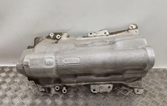 Volvo V60 Exhaust heat shield 32289348