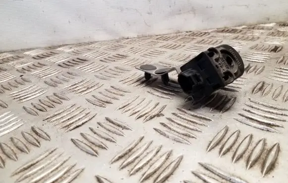 Subaru Legacy Seat belt warning relay 88021AG030 0689004130
