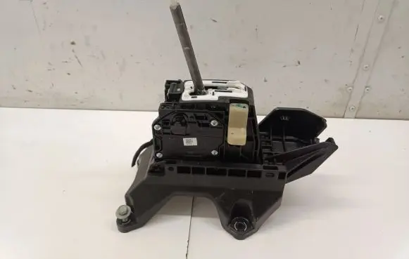 KIA Niro Gear shifter/selector 46701R0900
