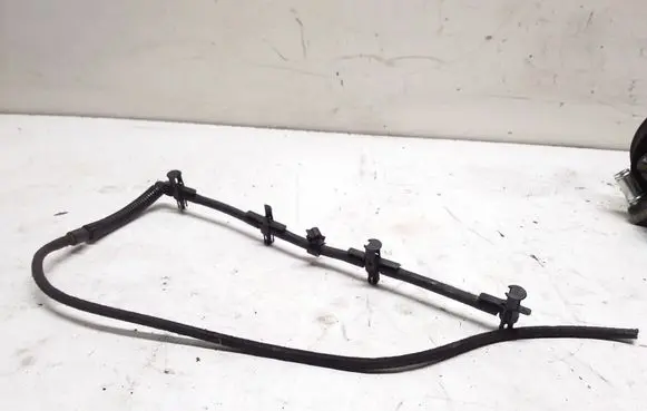 Lancia Voyager Fuel return line/hose 