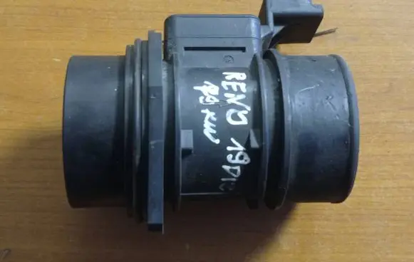 Renault Laguna II Mass air flow meter H7700314669 5WK9609