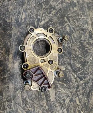 Cadillac STS Oil pump 12584299