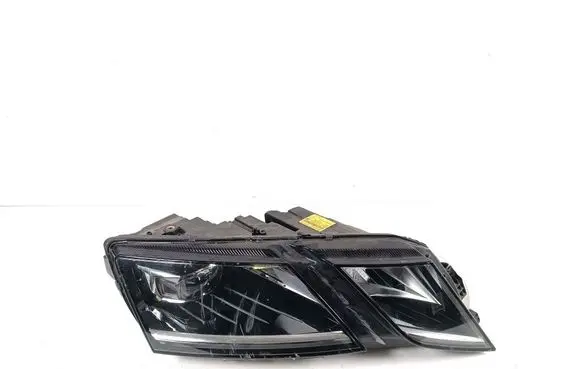 Skoda Octavia Mk3 (5E) Headlight/headlamp 5E1941016D