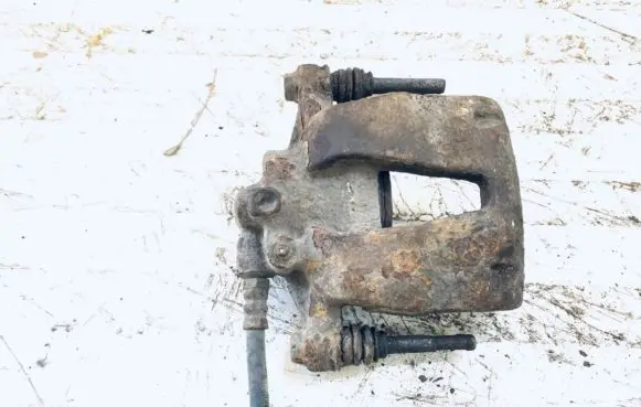 Front brake caliper