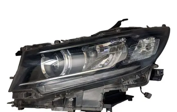 Toyota Land Cruiser (J150) Headlight/headlamp 8118560N20