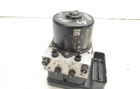 Volkswagen Golf IV ABS Pump 1J0614517E 10020600094 10096003133