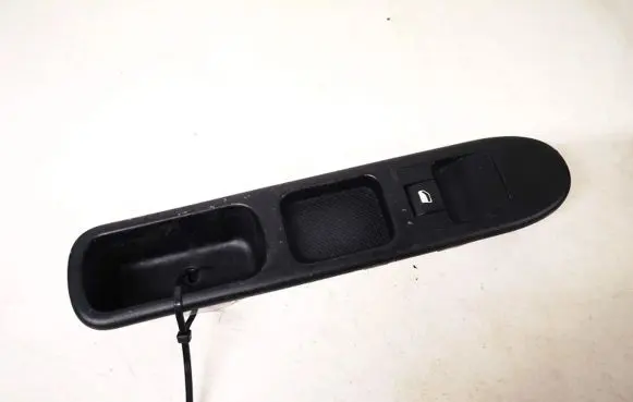 Peugeot 307 Electric window control switch 96351625xt