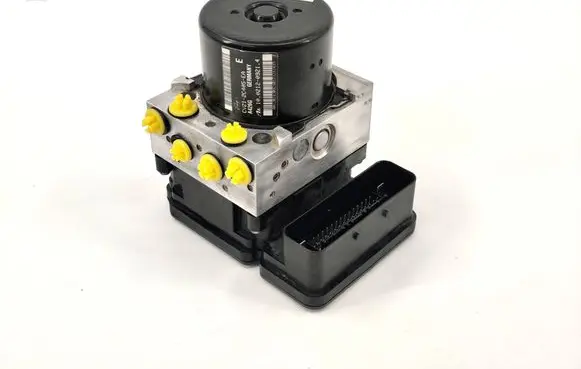 Ford Fiesta ABS Pump CV212C405EA 10021209214 10096101983