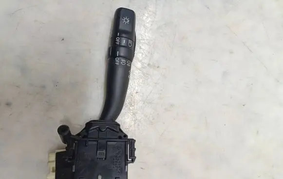 Toyota Avensis T250 Indicator stalk 173650 173795 8414005110
