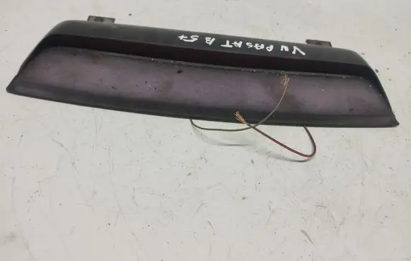 Volkswagen PASSAT B5.5 Third/center stoplight 1J5945121