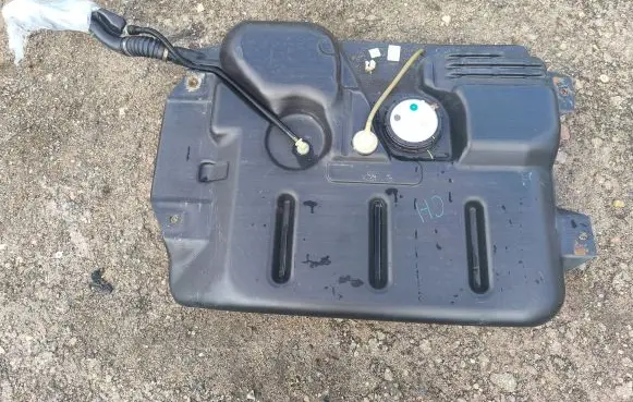 Opel Vivaro Fuel tank 8200521964 93857698