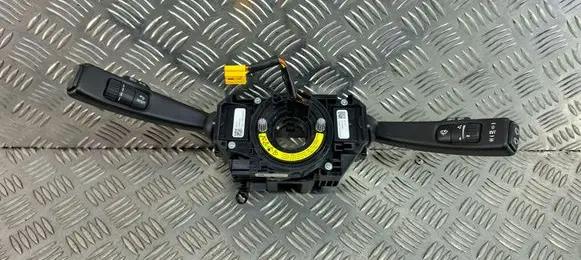 Volvo V40 Wiper turn signal indicator stalk/switch 31343022
