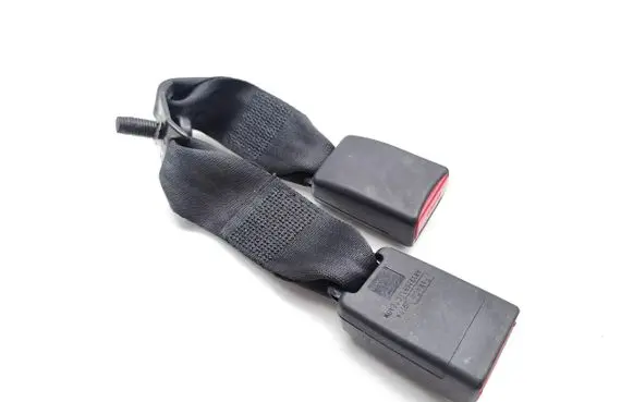 Rear seatbelt buckle