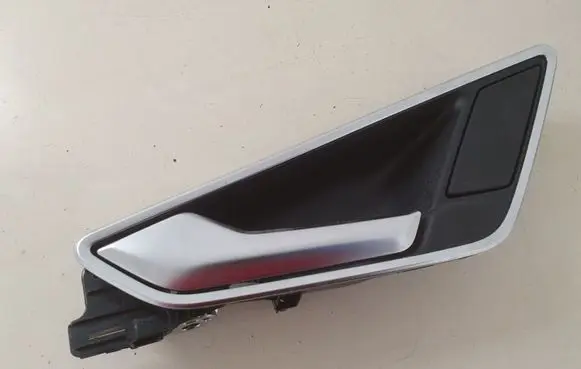 Audi Q2 - Rear door interior handle 81A837019C