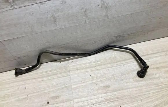 Audi Q3 F3 Fuel line/pipe/hose 5QF201293E