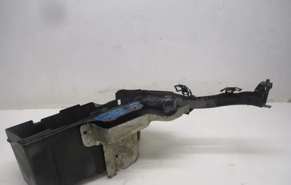 Opel Movano B Battery box tray 8200314272