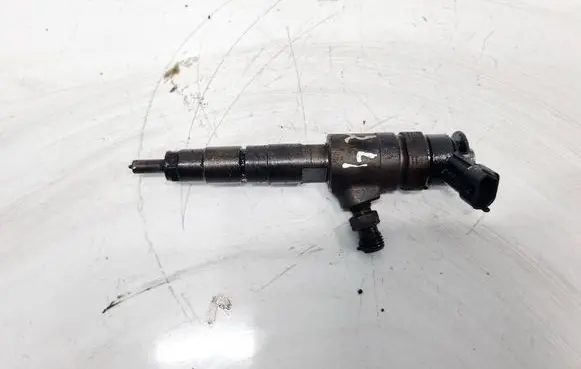 Fuel injector