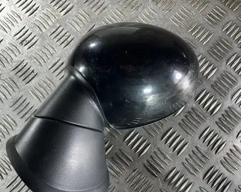 Mini Cooper Countryman R60 Front door electric wing mirror