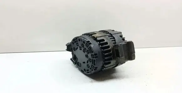 BMW 1 E82 E88 Generator/alternator 0121715017 7550469