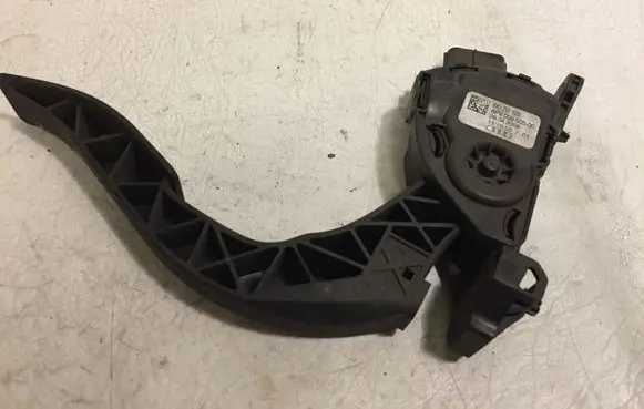Audi A4 S4 B8 8K Accelerator throttle pedal 8K1721523