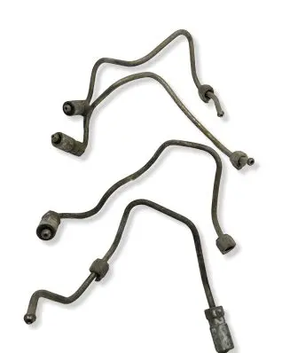 Mitsubishi L200 Fuel injector supply line/pipe 