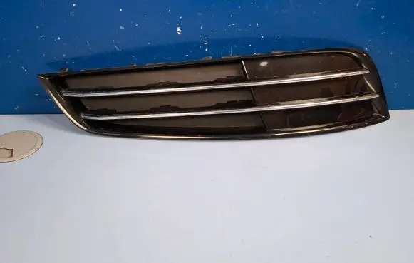 Audi A8 S8 D4 4H Front bumper lower grill 4H0807680M 4H0807152
