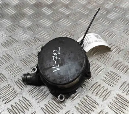 Porsche 911 991 Vacuum pump 9A111009006