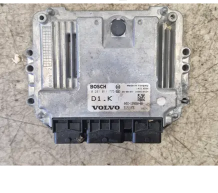 Volvo V50 Engine control unit/module 0281011775 31211076 4N5112A650BB