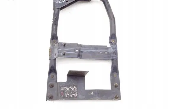 Renault Espace II Fender mounting bracket