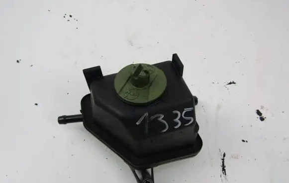 Volkswagen Golf IV Power steering fluid tank/reservoir 