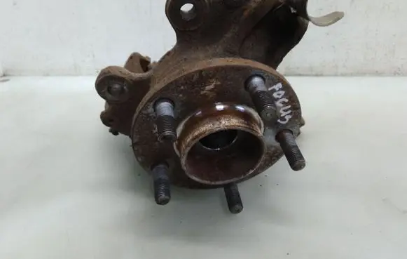 Ford Focus Front wheel hub