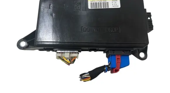Alfa Romeo 159 Door control unit/module 50504213 141030 NPGL1GSX939