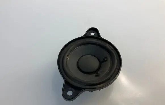 Mercedes-Benz E W211 Panel speaker A2118203002 2118203002